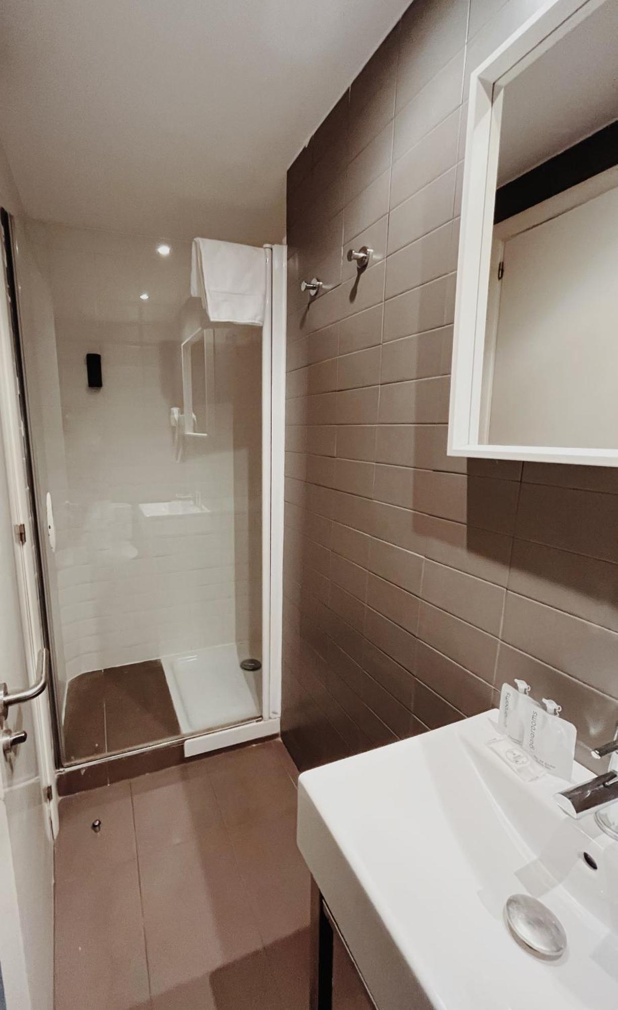 Apartamentos Express By Gaiarooms Barcelona Exteriör bild