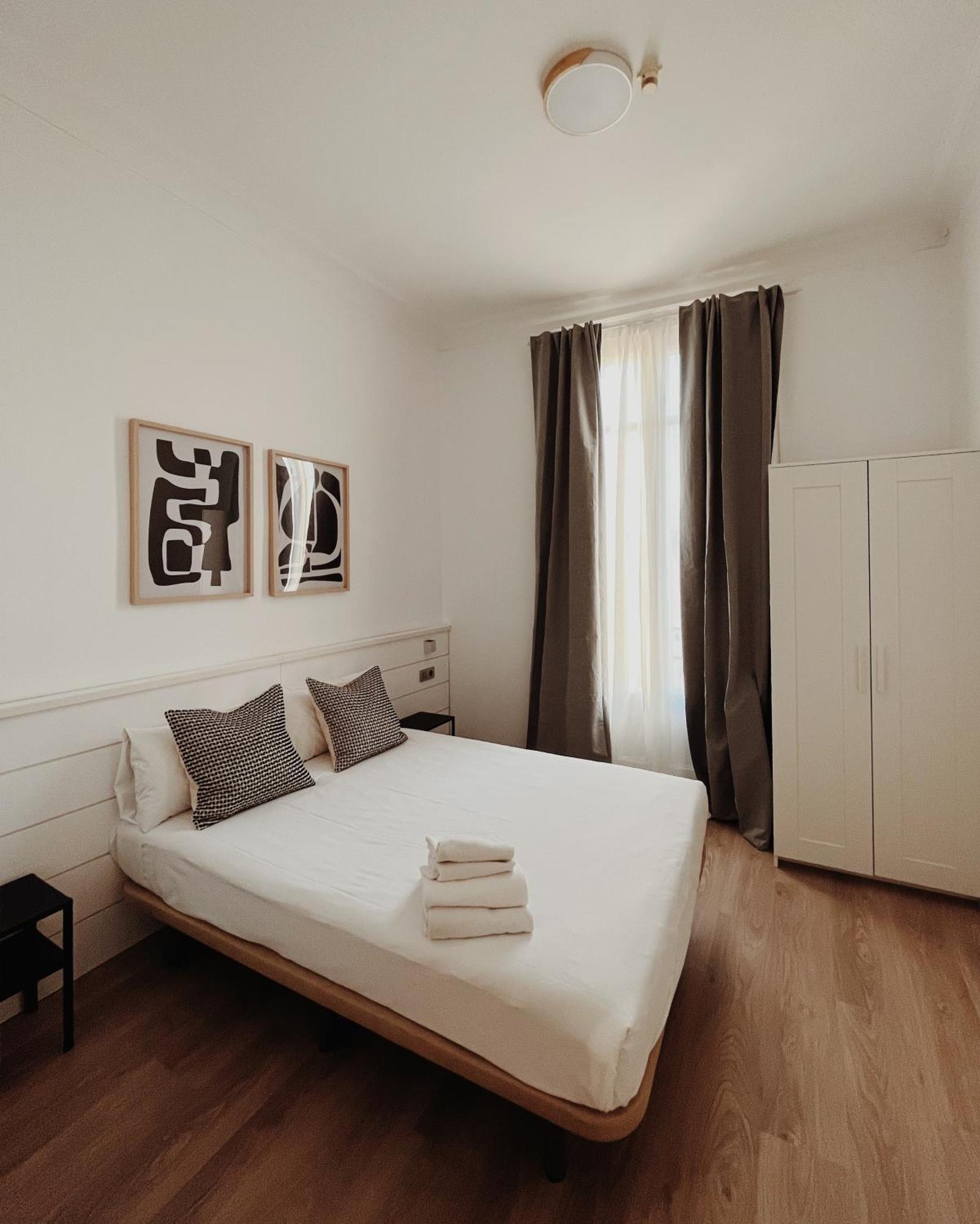 Apartamentos Express By Gaiarooms Barcelona Exteriör bild